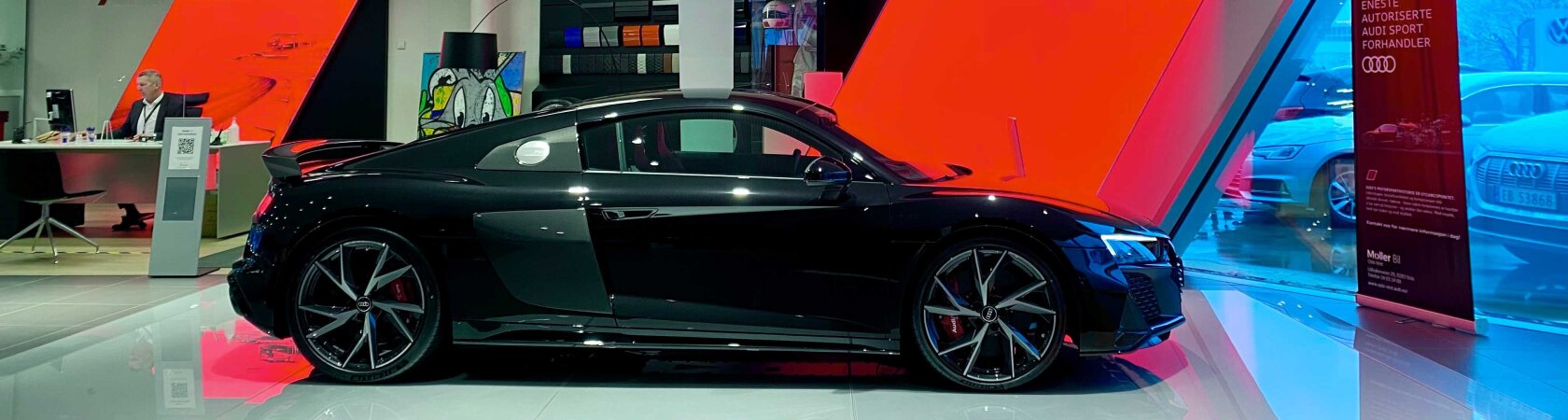 Rød Audi R8 i utstilling