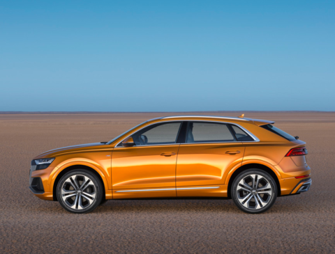 Audi Q8 oransje.png